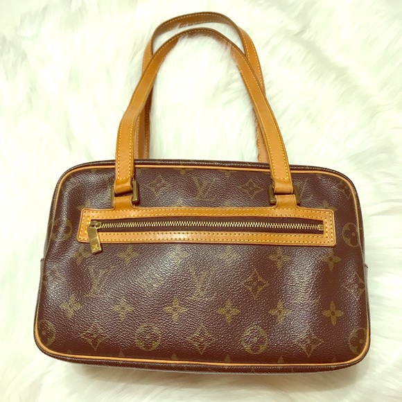 Louis Vuitton Handbags - ✨HP✨9/29 LOUIS VUITTON Cite Canvas MM Bag